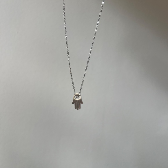 Silver Hamsa Necklace - Picture 1 of 1